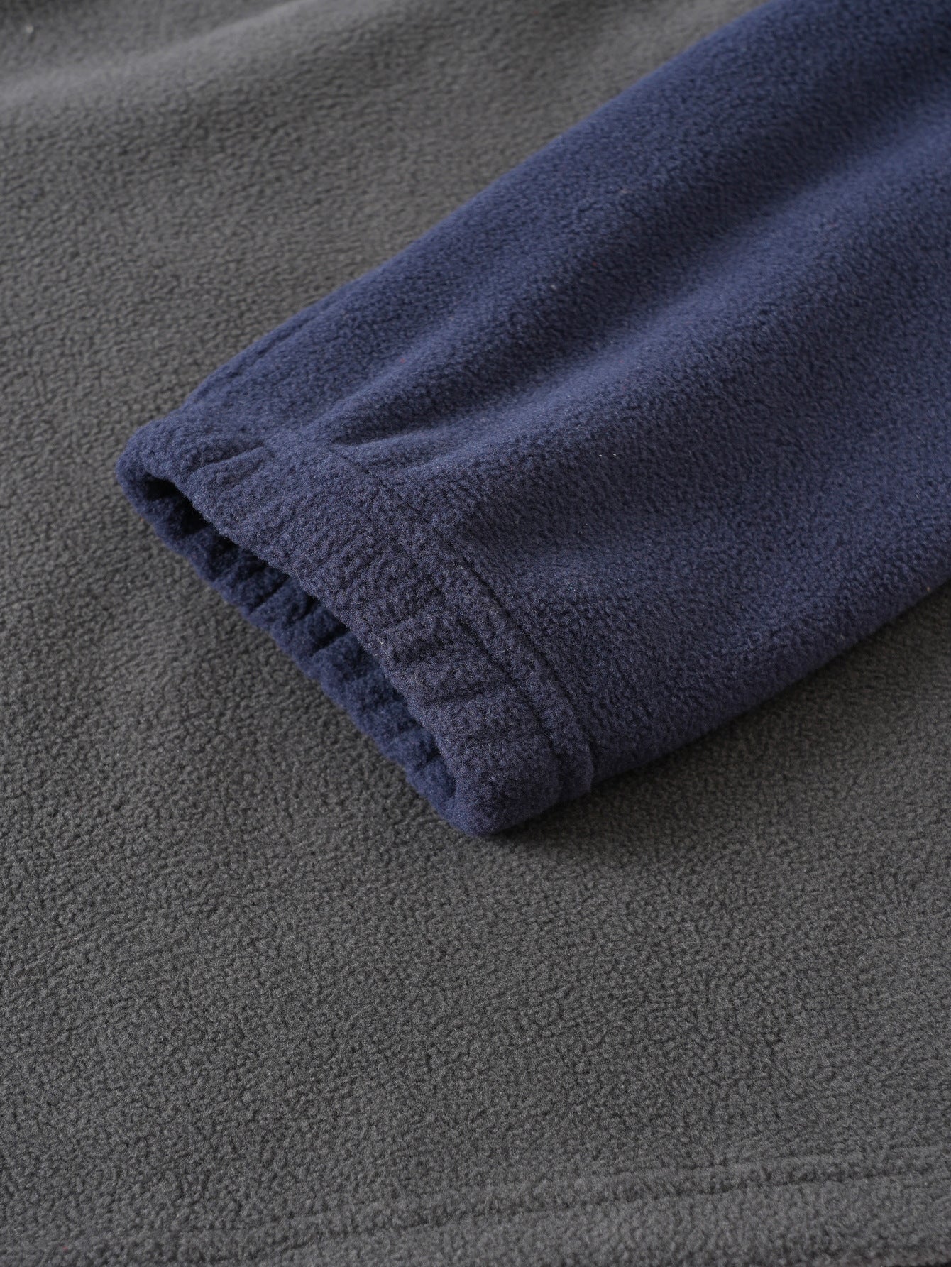 Men's Quarter-Zip Fleece Pullover with Sleeve Pocket