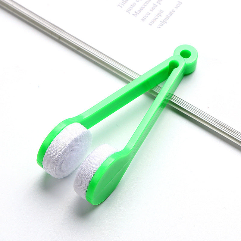 5 PCS Portable Eyeglasses Cleaner Clip - Mini Lens Cleaning Tool with Microfiber Pads for Sunglasses & Eyewear